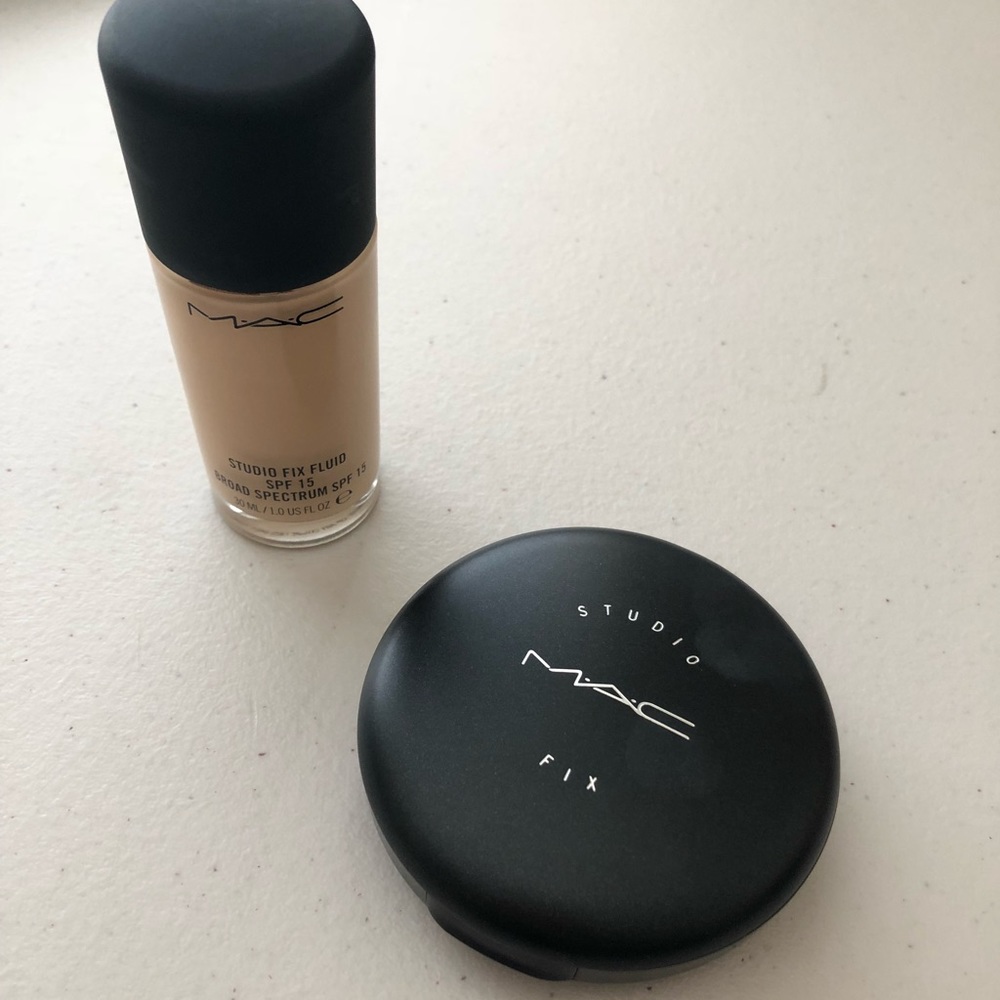 MAC COSMETICS *NC15 liquid + powder* AUTHENTIC!!